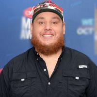 Luke Combs Toronto